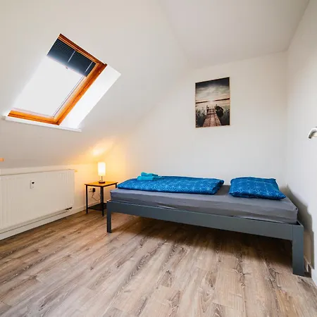 Zentrale Wohlfuehlwohnung - Ideal Fuer Ihren Urlaub Oder Geschaeftsreise 公寓 *